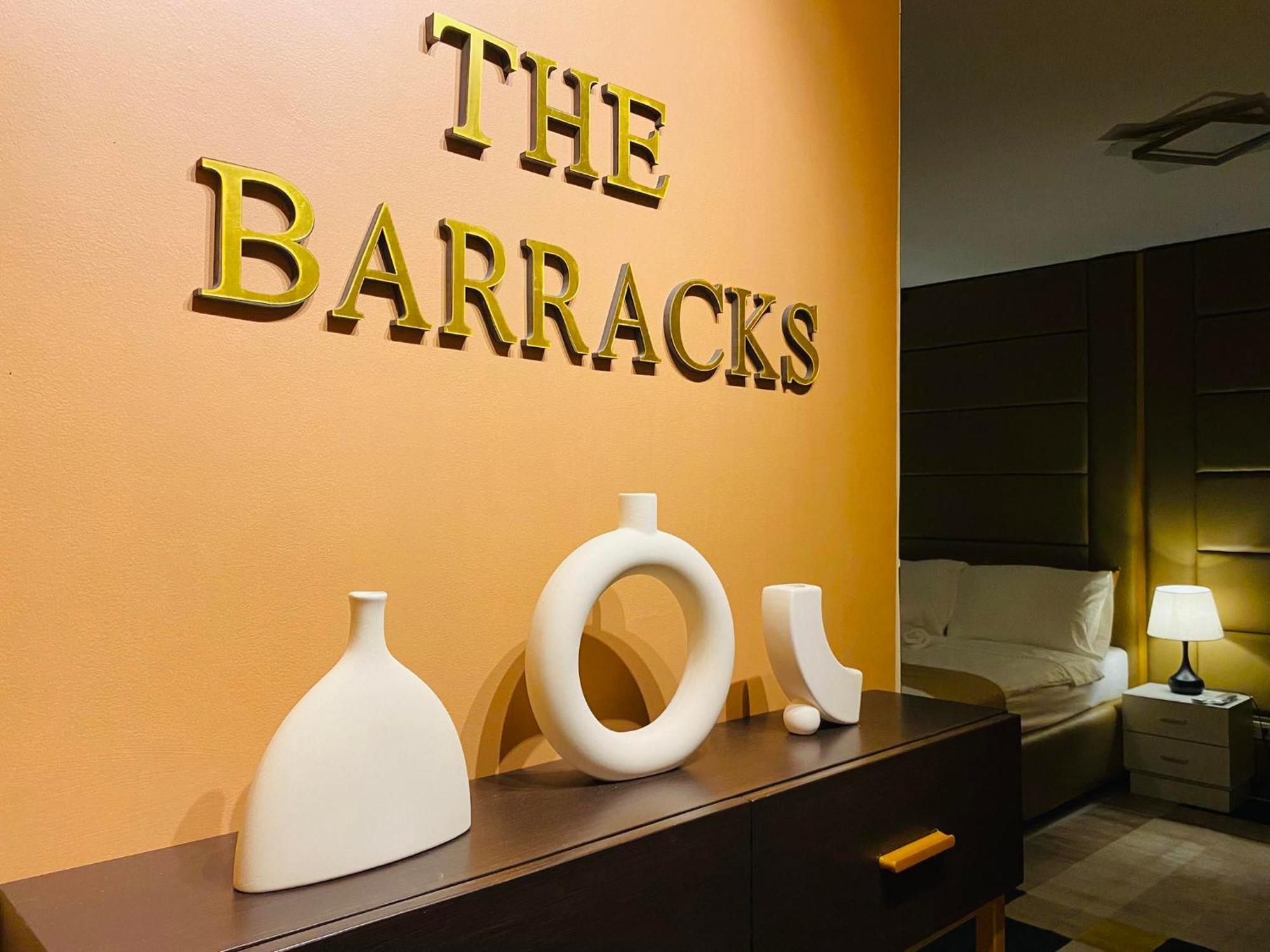 The Barracks Staycation サンタローザ エクステリア 写真